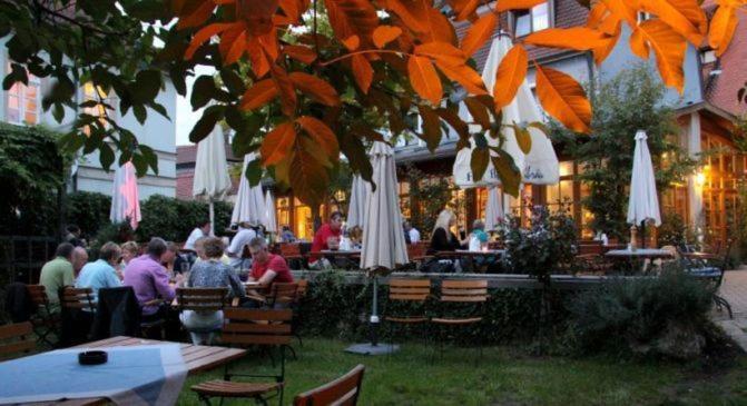 Karpfenhotel & Herrenhaus Im Gasthaus Sindel-Buckel Feuchtwangen Extérieur photo