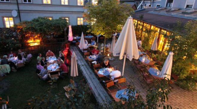 Karpfenhotel & Herrenhaus Im Gasthaus Sindel-Buckel Feuchtwangen Extérieur photo